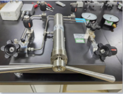 智能數(shù)字壓力校驗(yàn)儀